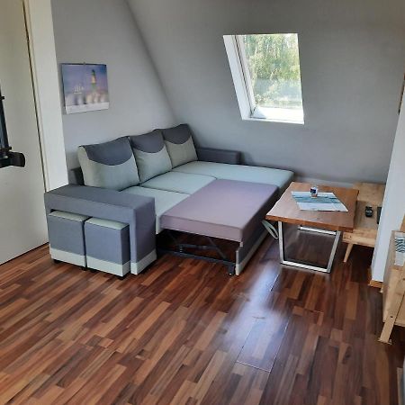 Ferienwohnung Kiel-Holtenau エクステリア 写真